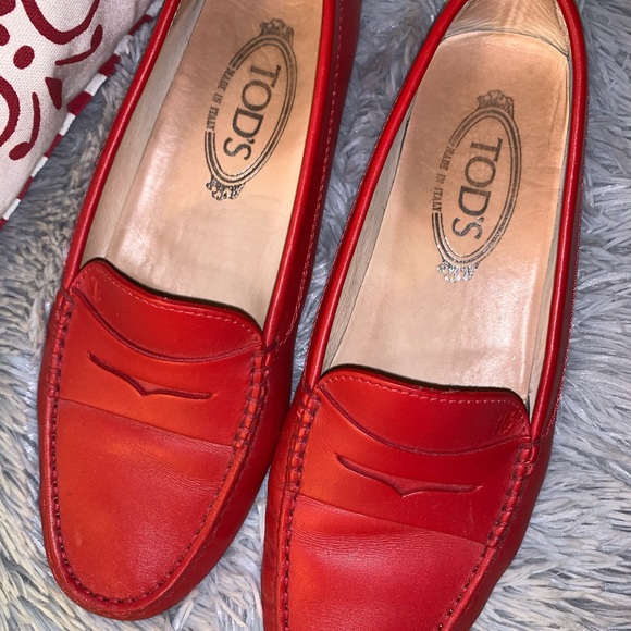 TOD’S GOMMINO DRIVING SHOES IN LEATHER - Picture 2 of 7